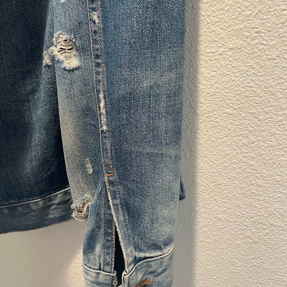 Madewell Blue Denim Jacket Distressed Size Medium - Picture 4 of 11